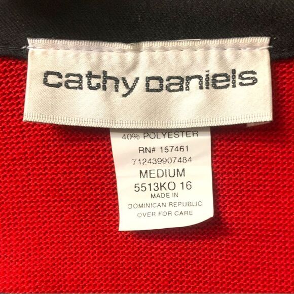 CATHY DANIEL’S Pretty Red Sequin Embroidered Zip Front Sweater Jacket. - Picture 9 of 11